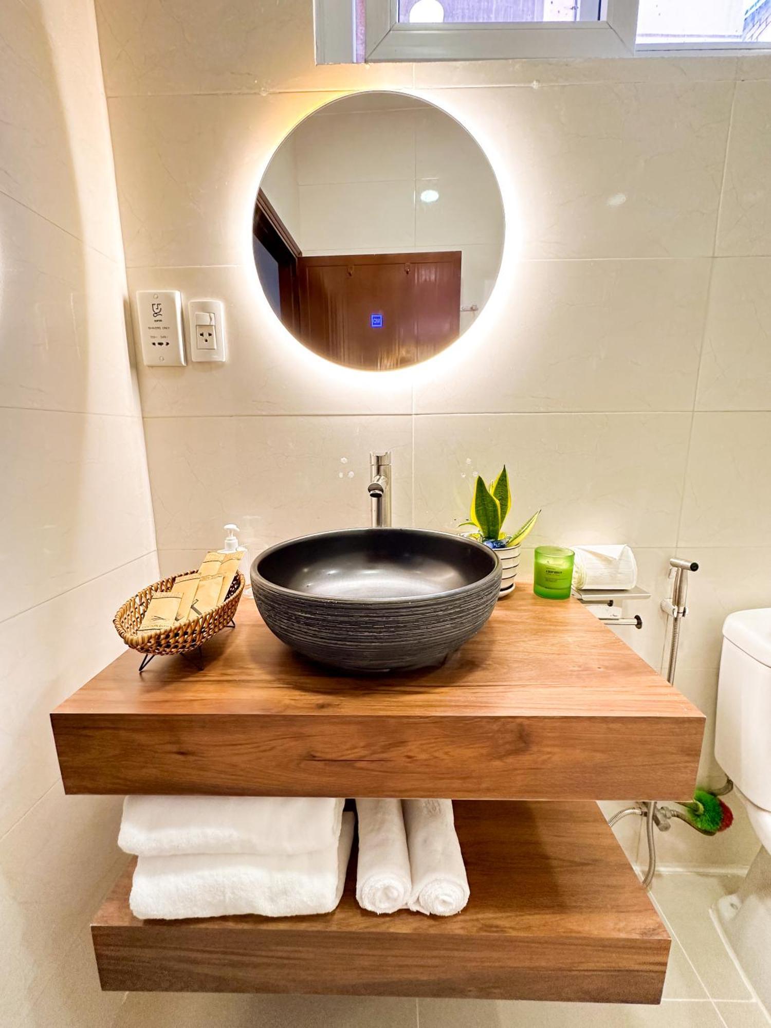Airie Living Khách sạn