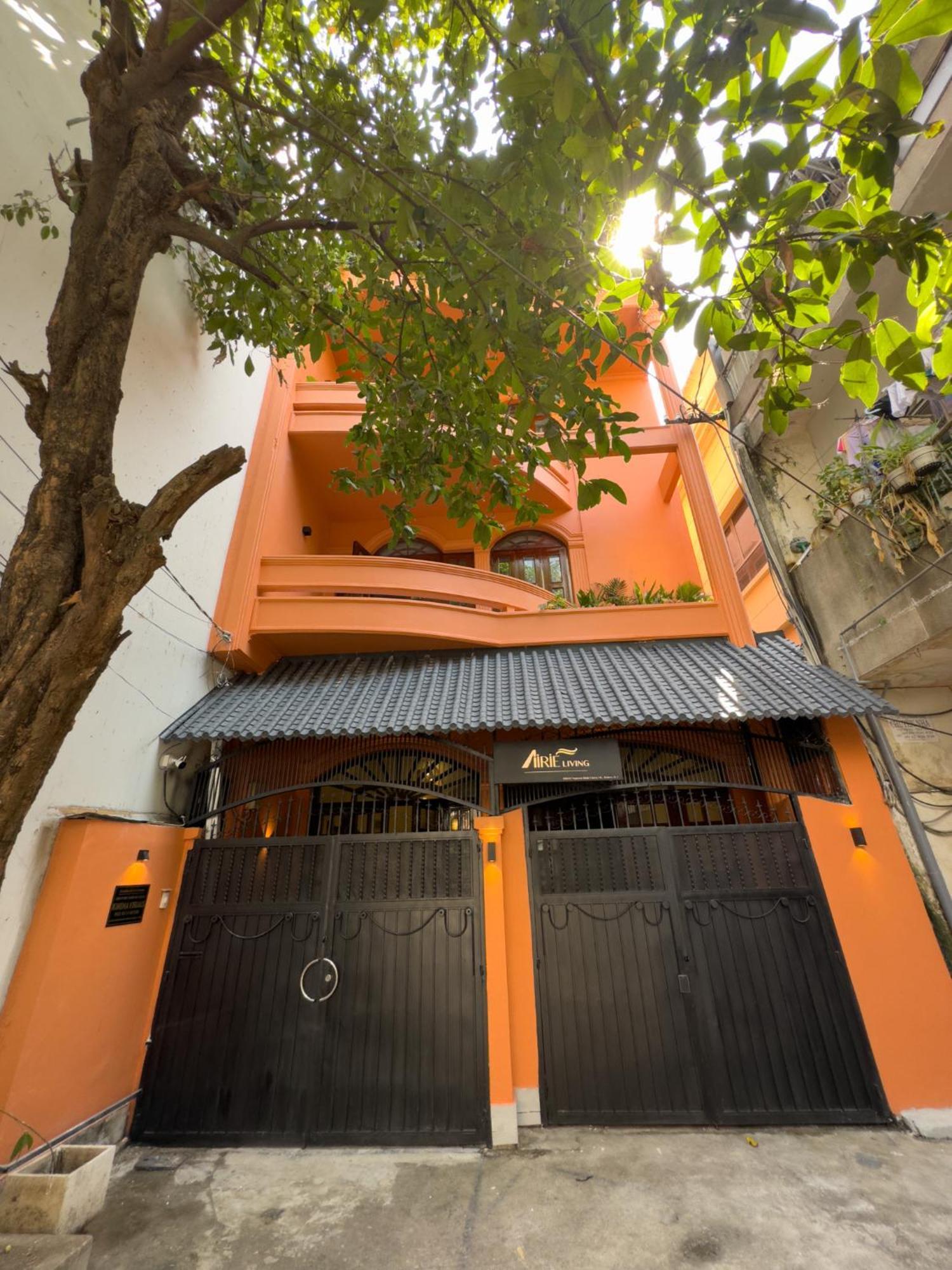 Airie Living Khách sạn 3*