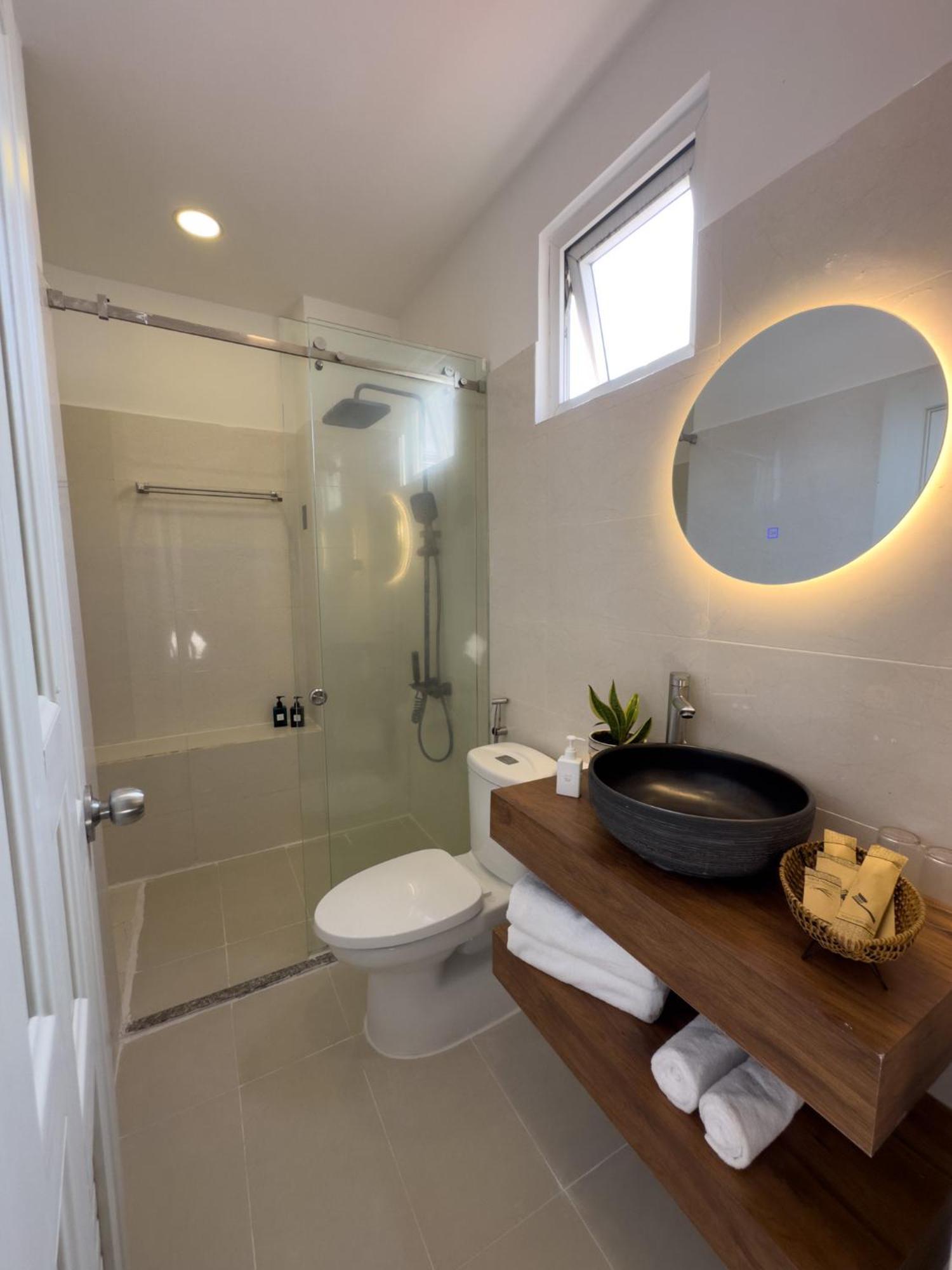 Airie Living Khách sạn 3*
