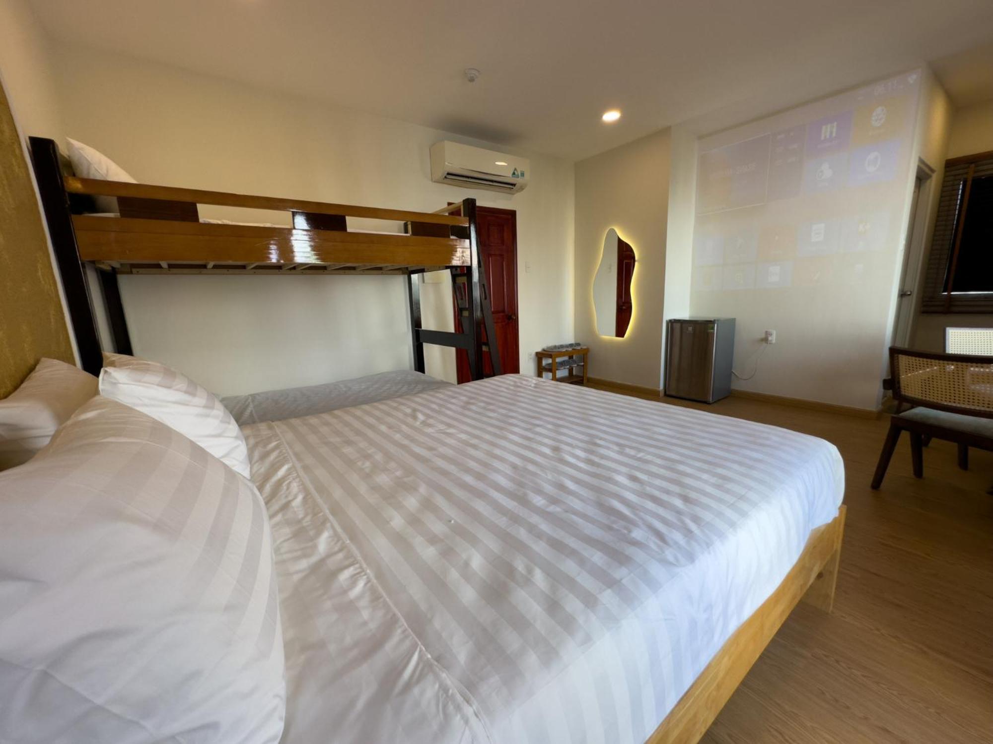Khách sạn Airie Living 3*