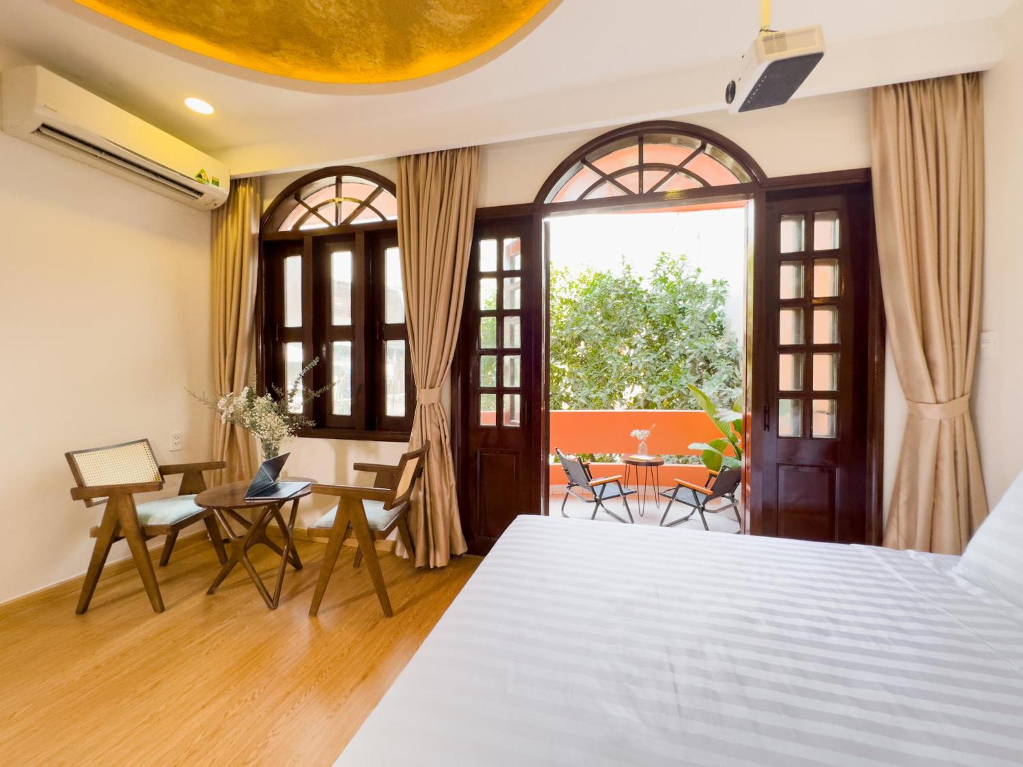 Airie Living Khách sạn 3*